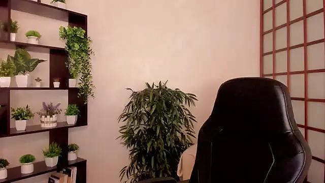 KateCuddle on StripChat