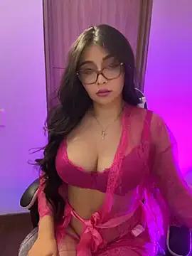 KateDeLatorre on StripChat