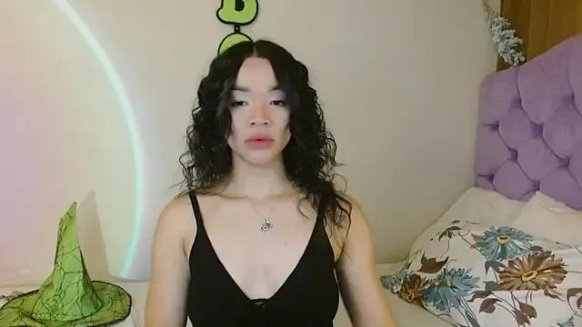 kiarablue on StripChat