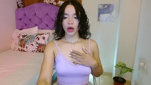 kiarablue on StripChat