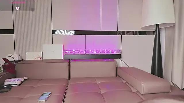 Freechat Kiki--2025 on StripChat