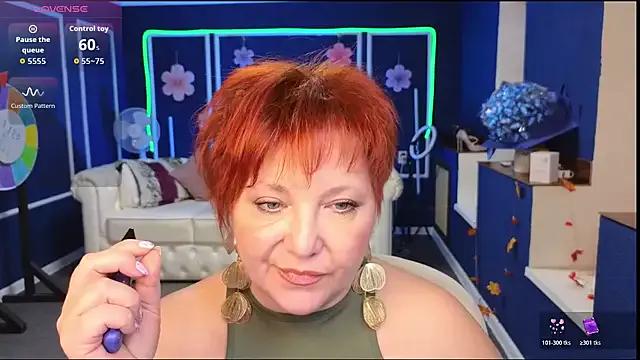 Kira_Kenett — make a funny face