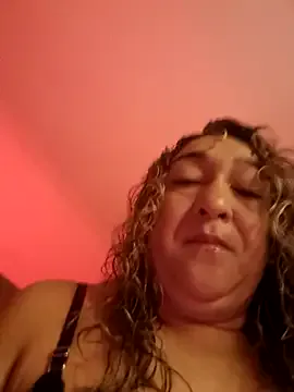 kitty_84 on StripChat
