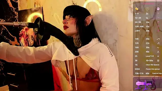 la_mazona on StripChat