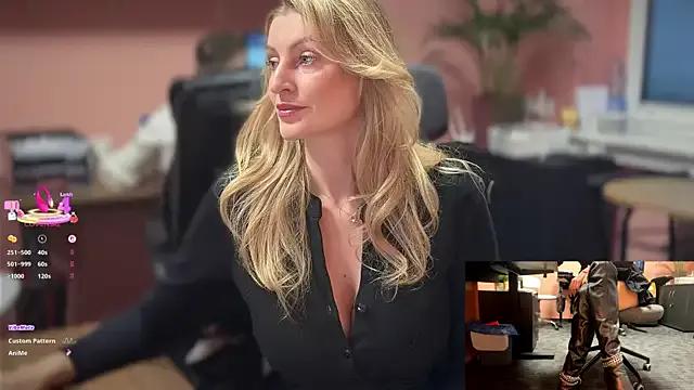 legsLONG on StripChat