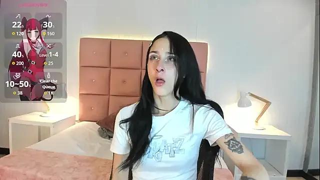 Freechat lhiamfit on StripChat