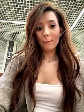 Freechat LilluKatten on StripChat