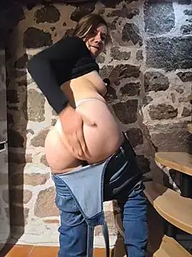 Lina_lou4 on StripChat