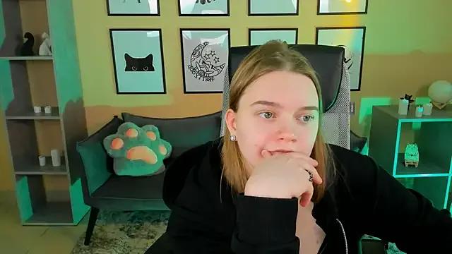 LisaMitchell on StripChat