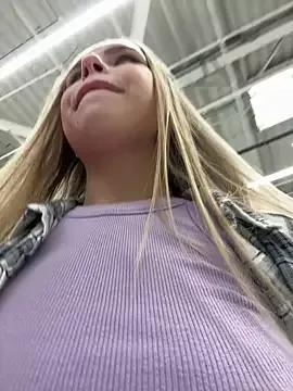 Freechat Liza_risky on StripChat