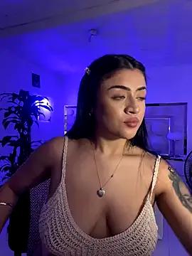 lucianaroy on StripChat