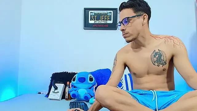 Luke_Stone on StripChat