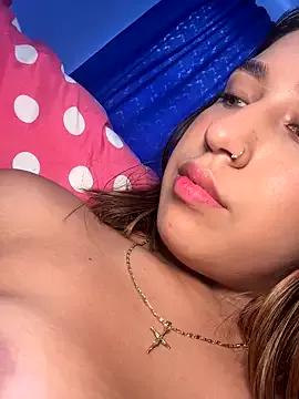 Freechat LunaGates on StripChat