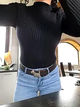 Group luxxe25 on StripChat