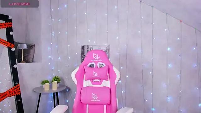 Lynn_Martin on StripChat