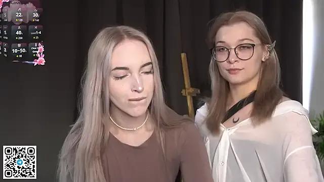 Freechat MaeEversley on StripChat