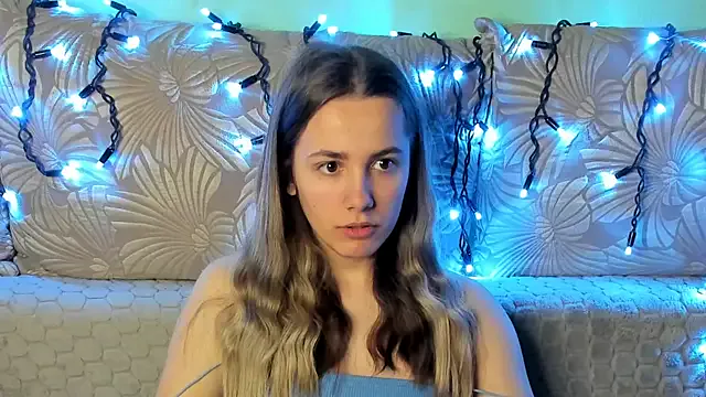MaggieCake on StripChat