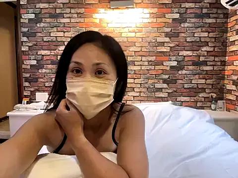 Freechat mako-mako33 on StripChat