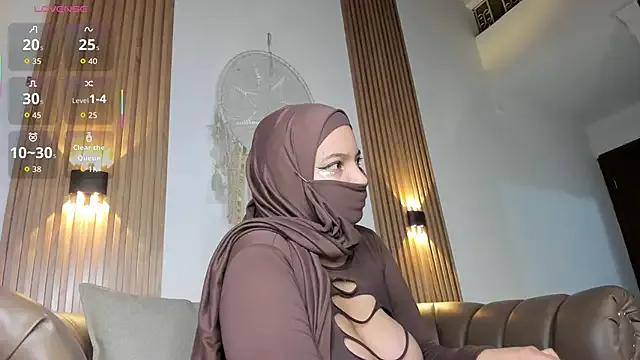 malak_nanyy on StripChat