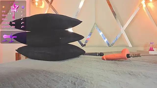 MarielQueenx on StripChat