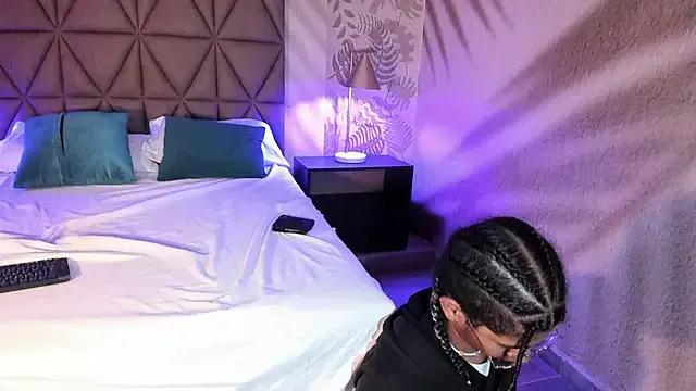 Maxim-Walker on StripChat