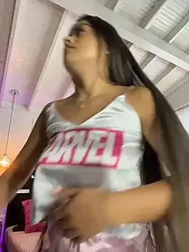 MayaMoanXXX on StripChat