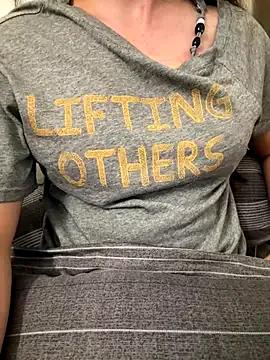 Freechat Meii-meyy on StripChat