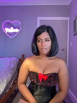 Melarose82 on StripChat