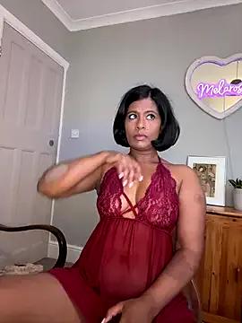 Melarose82 on StripChat