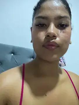 Freechat miiabrown18 on StripChat
