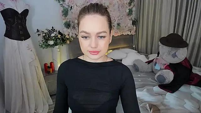 Freechat MiracleCurly on StripChat