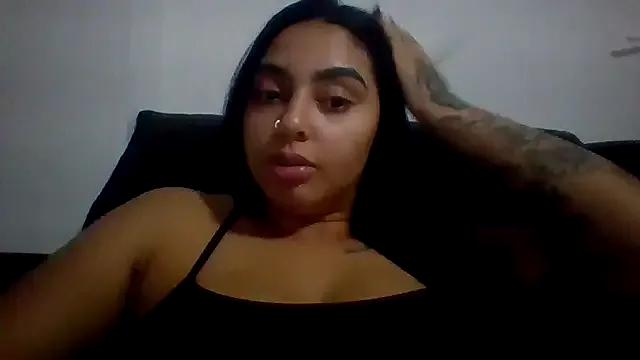 Freechat Nandinha777 on StripChat