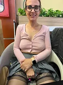 NataKitten on StripChat