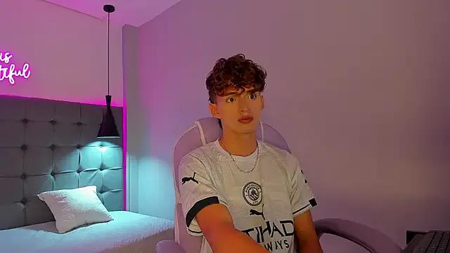 NicolasFerrer18 — masturbation x 5 min