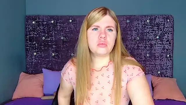 Freechat NoraBigAss on StripChat