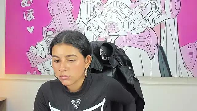 norah_777 on StripChat