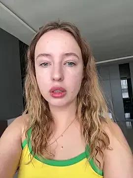 Nura_n_Sarah on StripChat