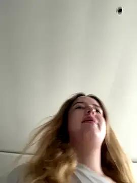 Nura_n_Sarah on StripChat