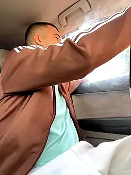 Pablo_Hornyguy95 on StripChat