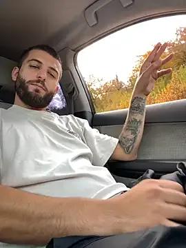 Pablo_Hornyguy95 on StripChat