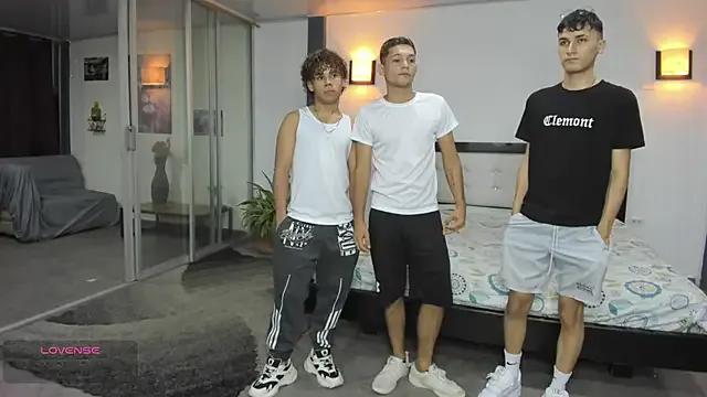 Freechat Playhardsexx on StripChat