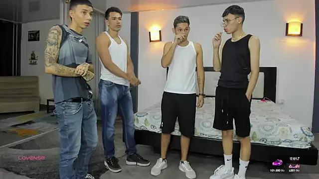 Freechat Playhardsexx on StripChat