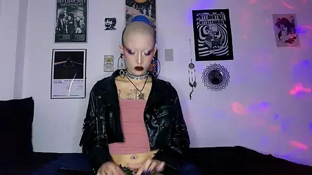 plutonbluemooon333 on StripChat