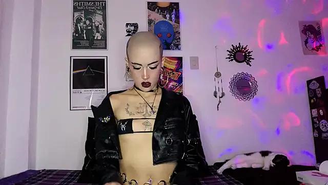 plutonbluemooon333 on StripChat