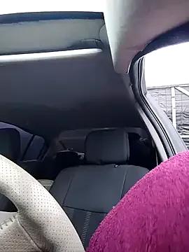 PublicMellyBigLabia on StripChat