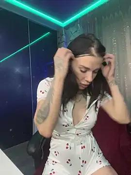 Freechat Queen_of_pain on StripChat