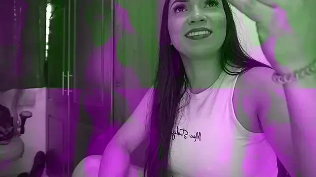 rousse_coup on StripChat