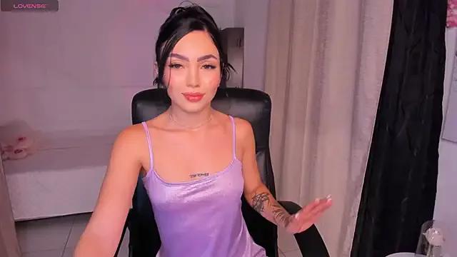 SabrinaDoft_ on StripChat