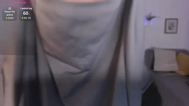 salma_arabicc on StripChat