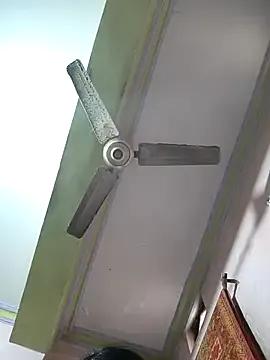 sanu_07 on StripChat